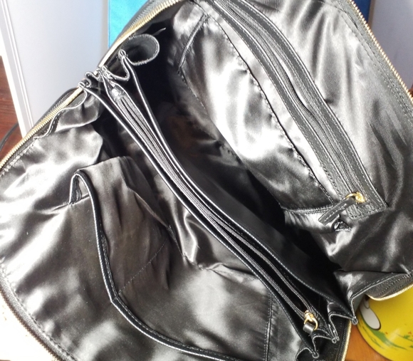 Joy & Iman Handbag - Picture 8 of 8